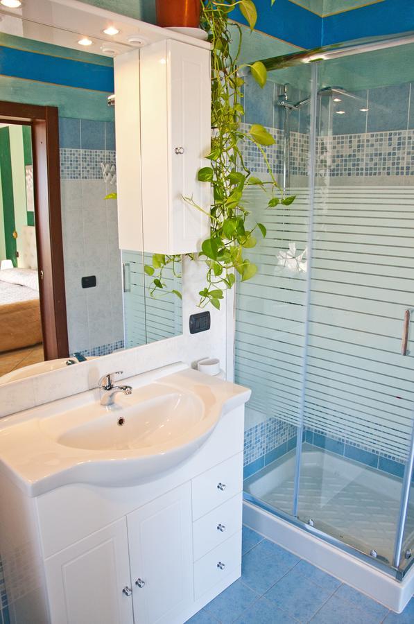 Casa Vacanze Sandalia Bosa Exteriör bild