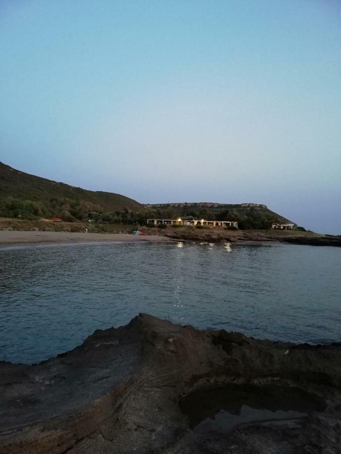 Casa Vacanze Sandalia Bosa Exteriör bild